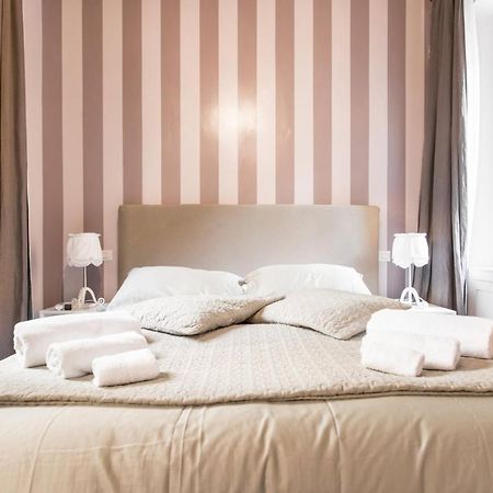 Living Rhome-Spanishsteps Rome Bagian luar foto